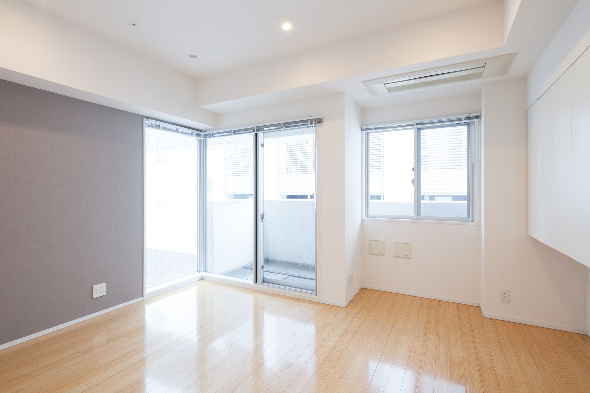 Espace de vie sans meubles